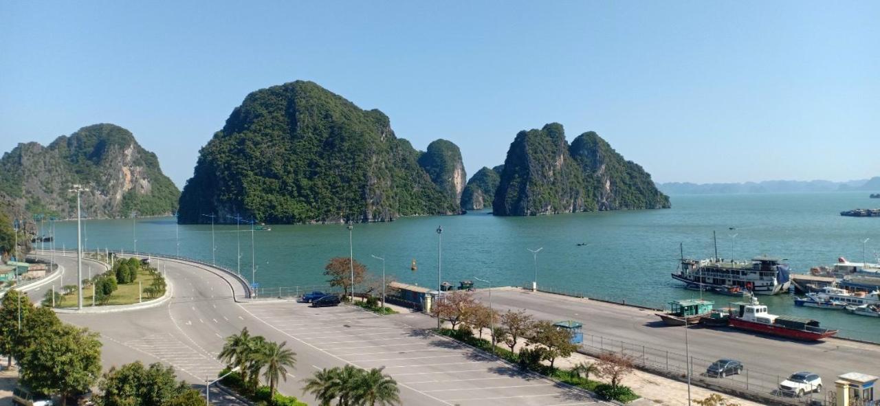 Tropical Villa Halong Ha Long Esterno foto